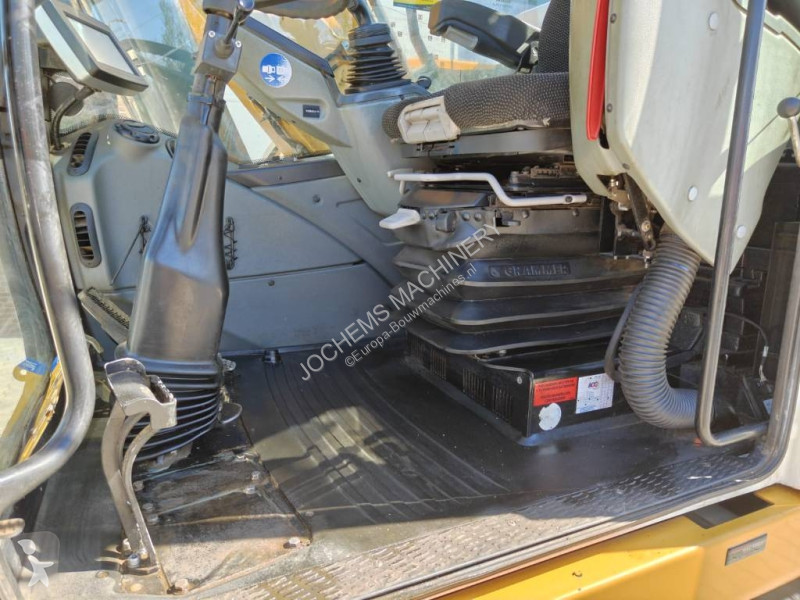 جرافة Liebherr A 916