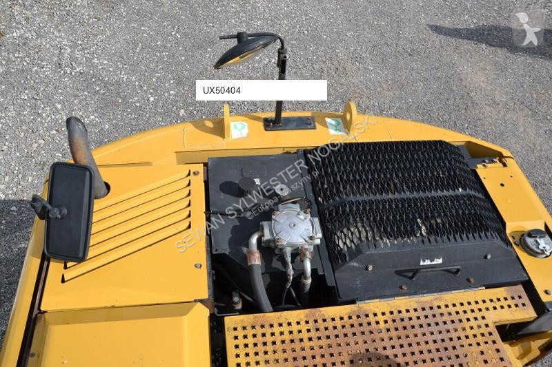 جرافة Caterpillar C