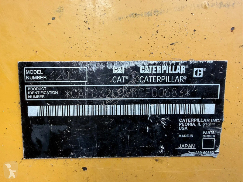 جرافة Caterpillar Track Excavator 22.9T Hammer...