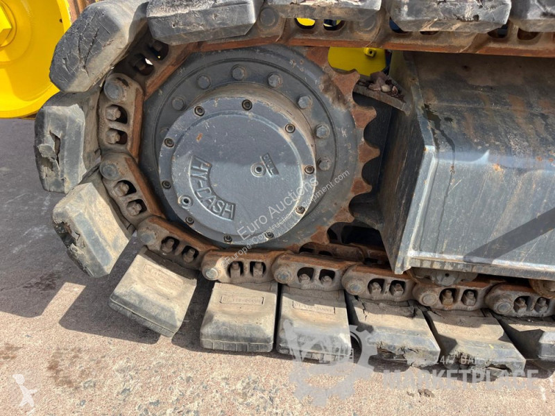 Екскаватор Komatsu 138US2