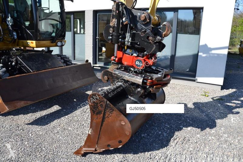 Escavatore Caterpillar D ROTOTILT