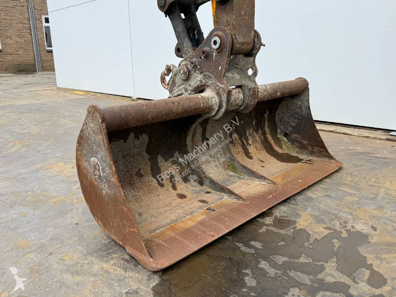 Skovl JCB - Hammer Lines / Quick Coupler