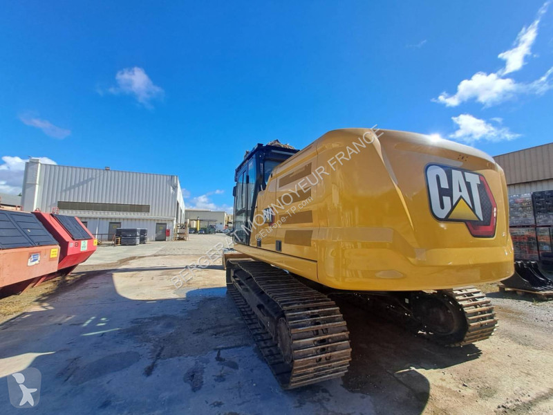Rýpadlo Caterpillar 323