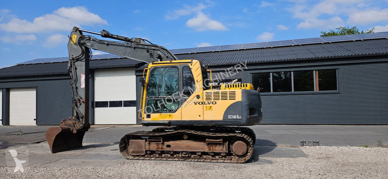 جرافة Volvo EC140