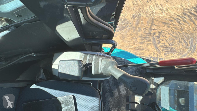 جرافة Kobelco SK28SR-6E