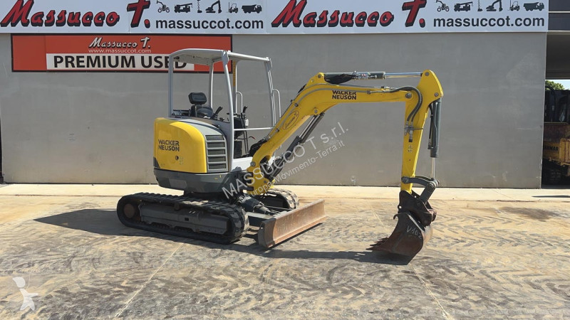 جرافة Wacker Neuson