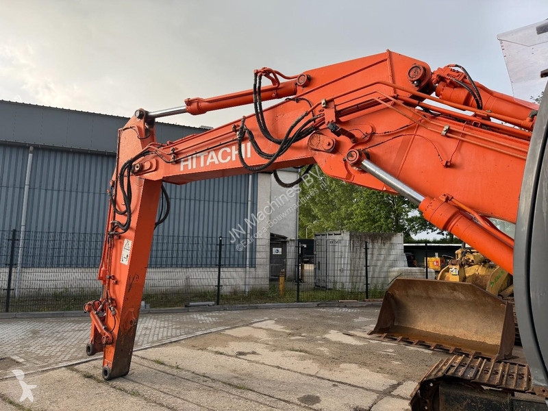 Rýpadlo Hitachi LC3