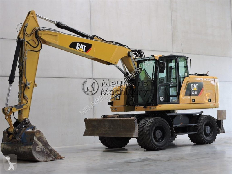 جرافة Caterpillar F