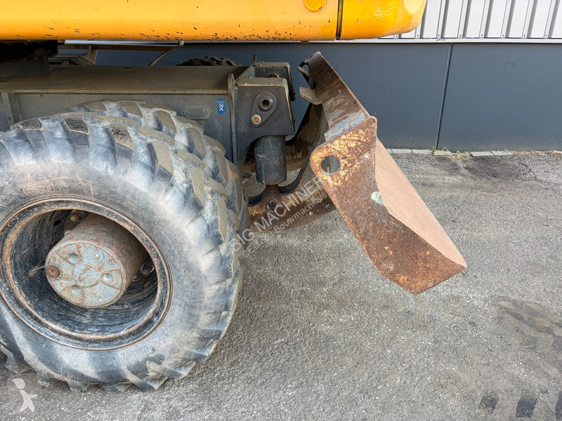 جرافة Liebherr A920