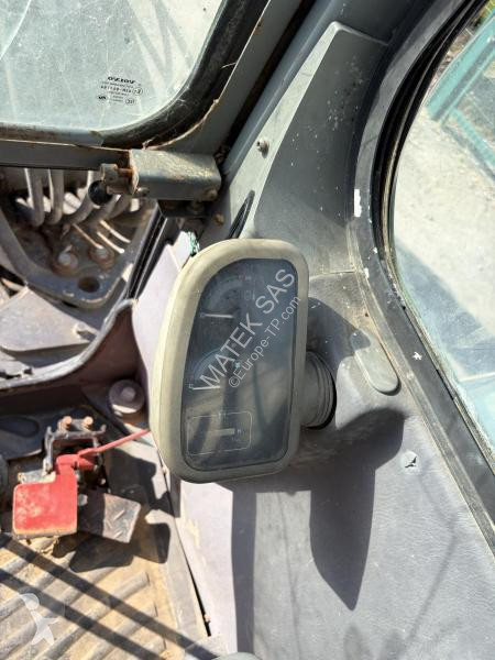 جرافة Volvo EC55