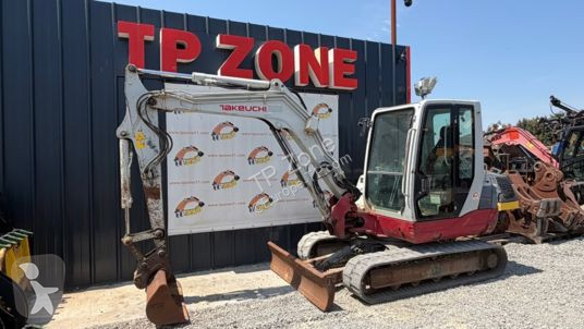 جرافة Takeuchi tb250 clim à 27 900 € ht
