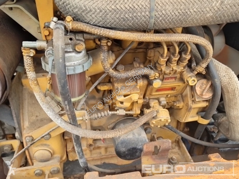 Rýpadlo Komatsu PC15-2