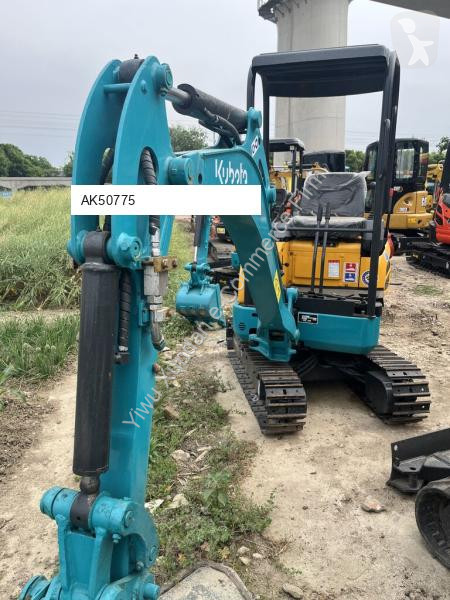 جرافة Kubota U20