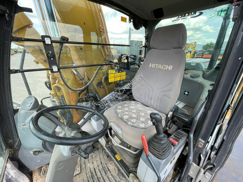 Lopatový nakládač Hitachi 5B