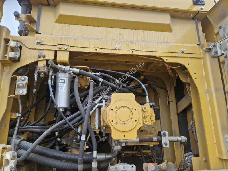 جرافة Caterpillar 395