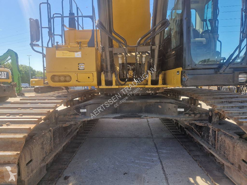 جرافة Caterpillar 374FL