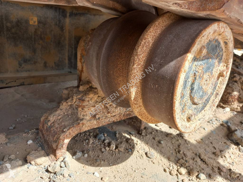 Rýpadlo Hitachi EX1200-7 Longreach 28m (Saudi...