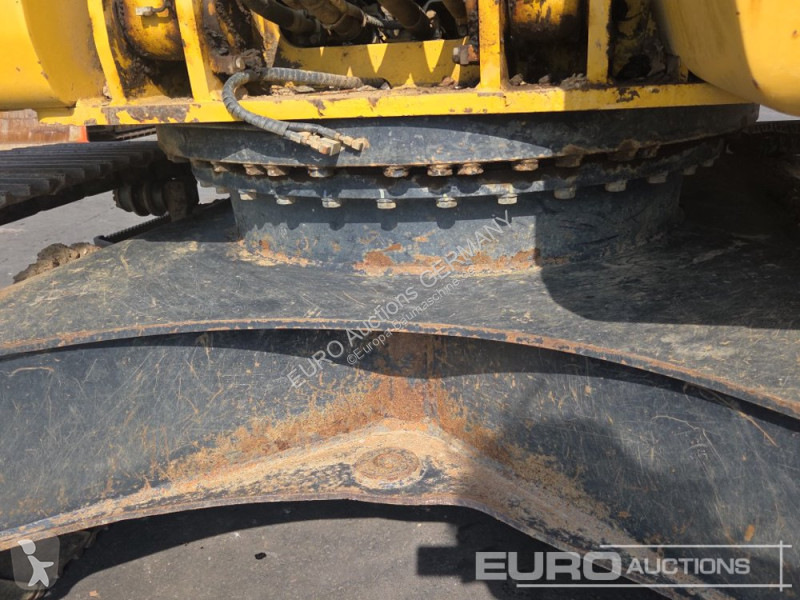 Excavadora Komatsu 10