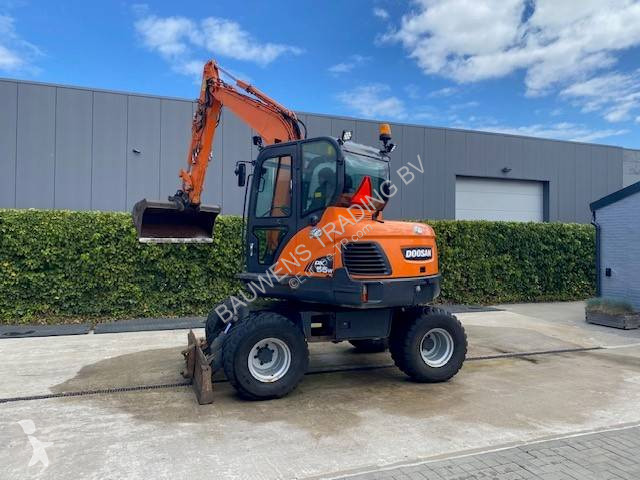 Экскаватор Doosan