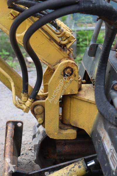 Rýpadlo Komatsu PC03