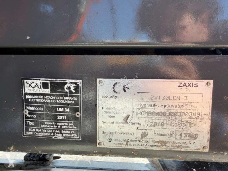 جرافة Hitachi ZAXIS 130LCN