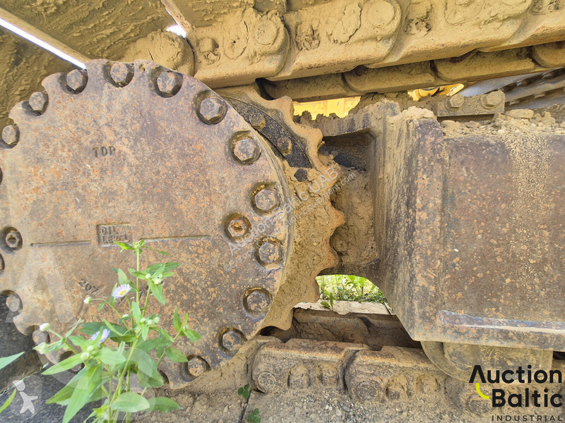 جرافة Komatsu
