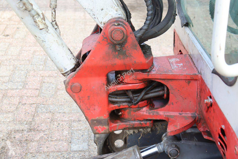 Rýpadlo Takeuchi TB219