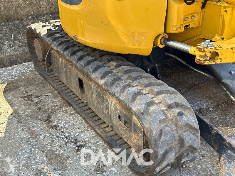 جرافة Komatsu