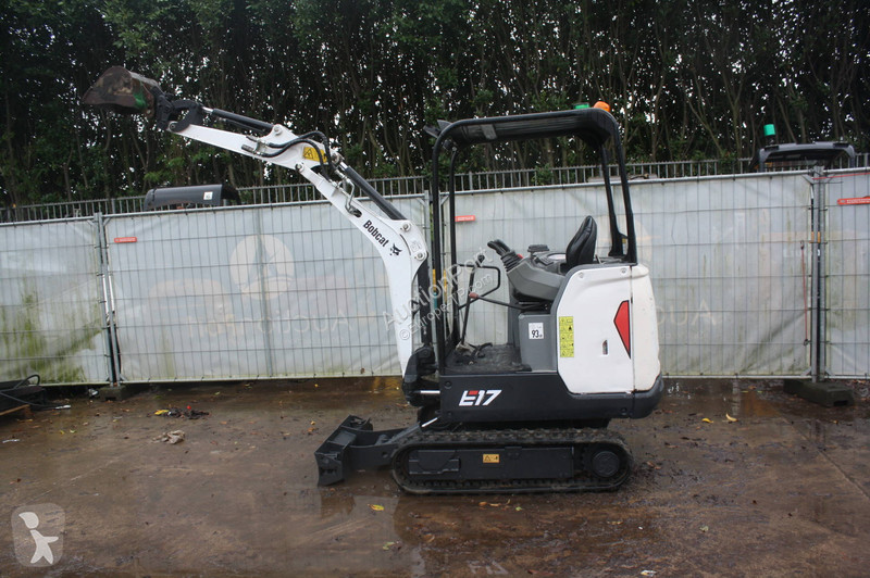 Rýpadlo Bobcat E17
