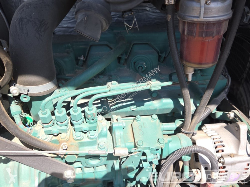 جرافة Volvo ECR50D