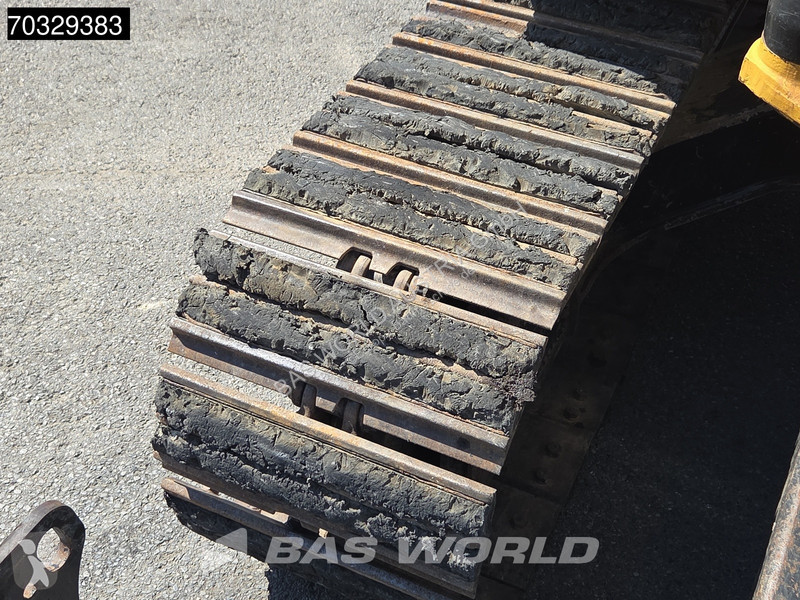 Lopatový nakládač Caterpillar CR