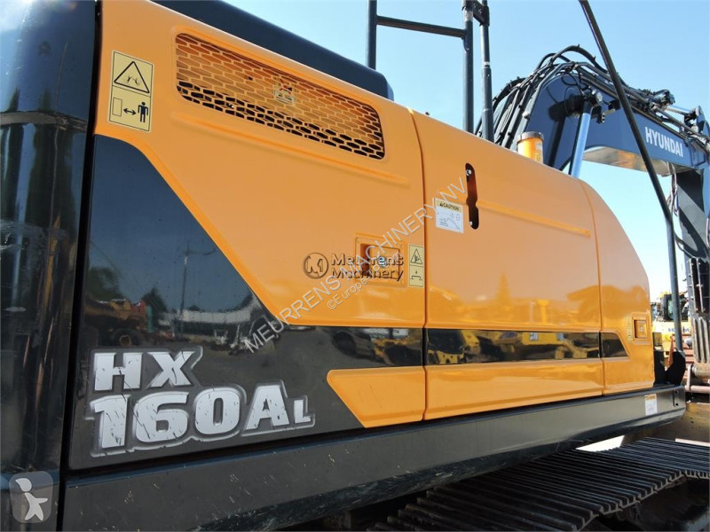 جرافة Hyundai HX160