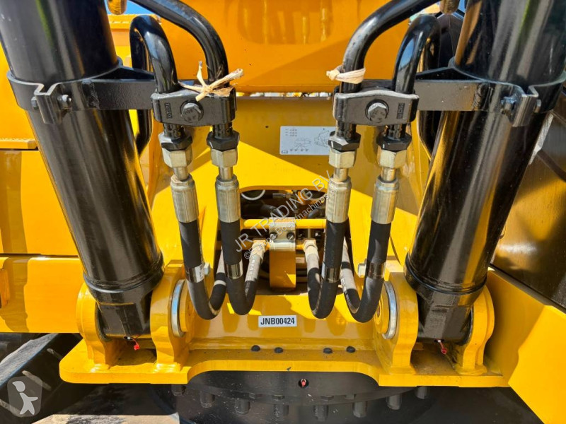 Rýpadlo Caterpillar 324