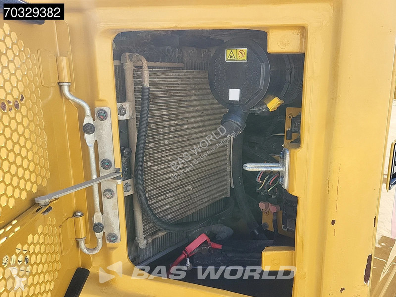 Lopatový nakládač Caterpillar CR