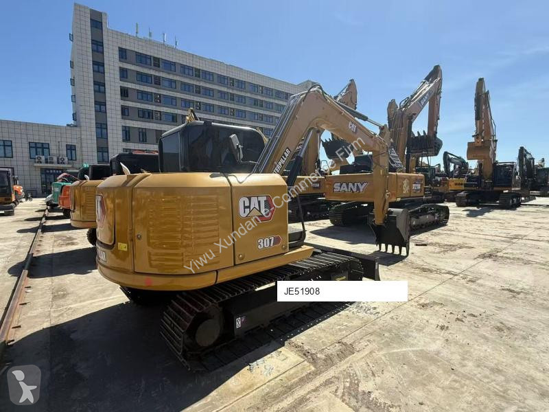 جرافة Caterpillar 307