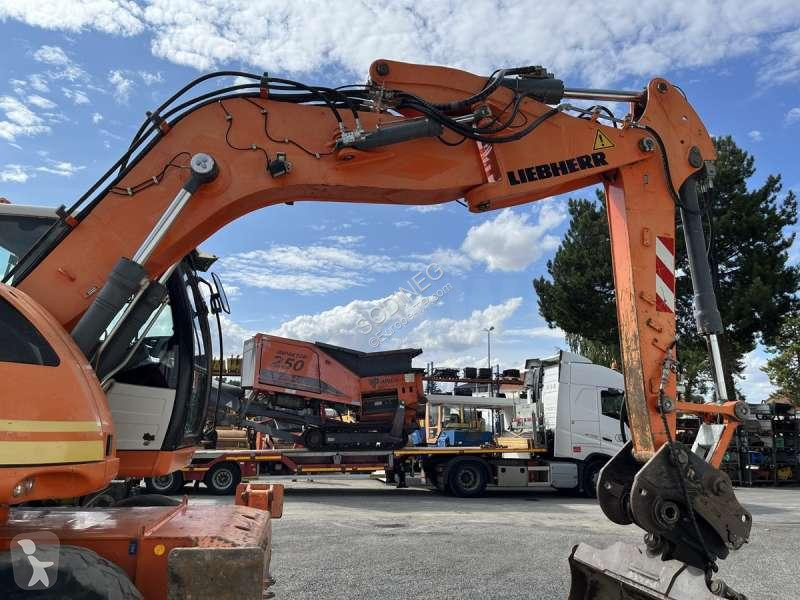 جرافة Liebherr  A918 COMPACT
