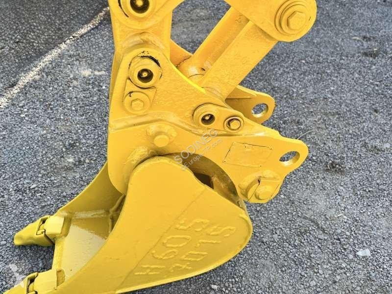 جرافة Komatsu  PC09-1