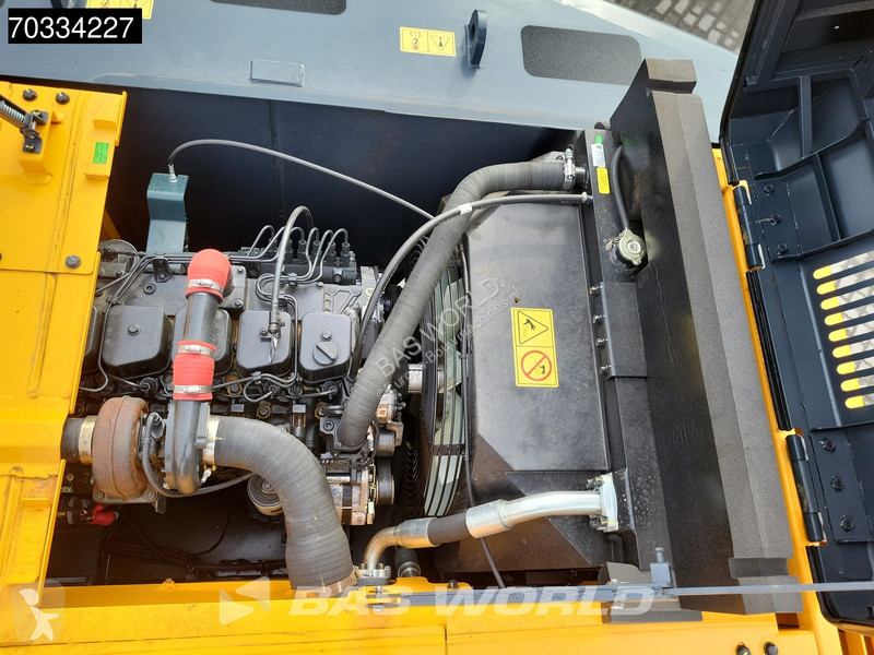 Lopatový nakládač Hyundai R210