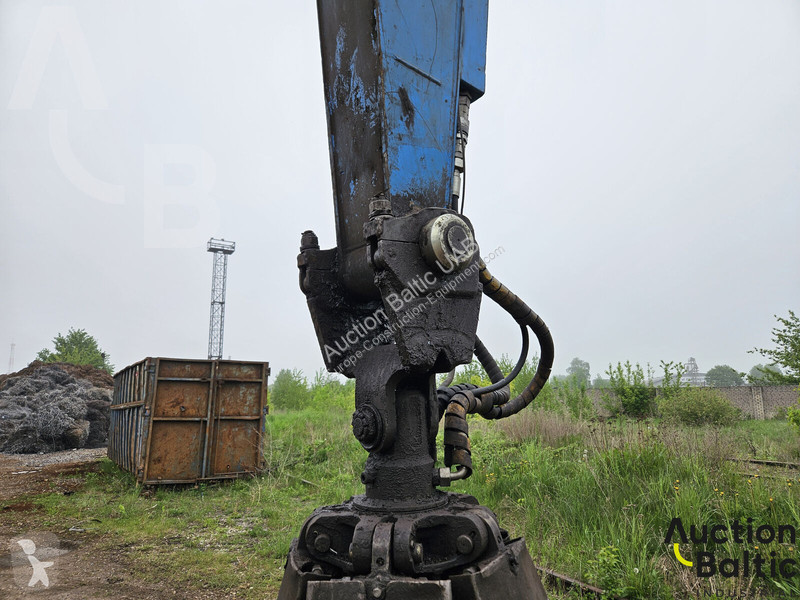 Excavator Terex