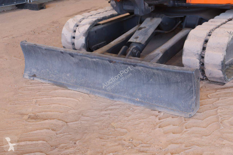 Excavator Hitachi ZX65USB-3F