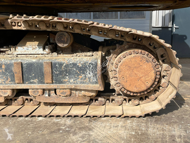 Excavadora Caterpillar