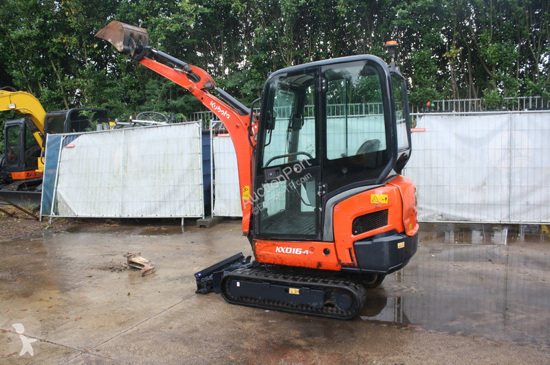 Багер Kubota