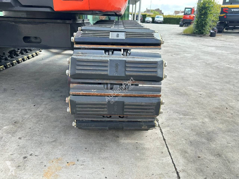 Excavadora Kubota KX155-3SZ