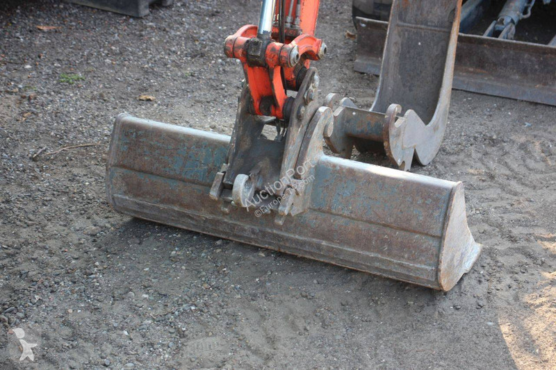 Багер Kubota