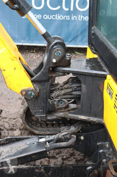 Excavadora JCB 16C-1 T3