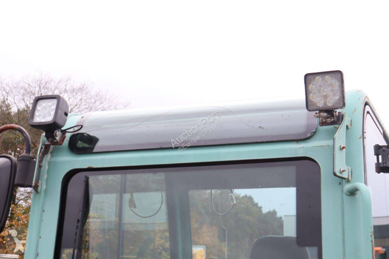 جرافة Yanmar SV22