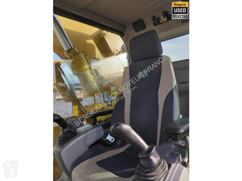 Excavadora Caterpillar 325F CR