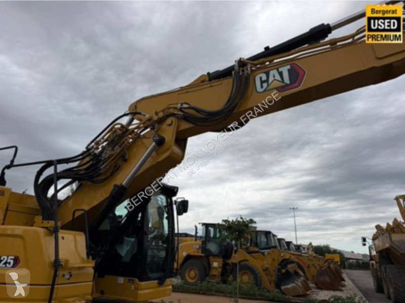 Pelle Caterpillar 325