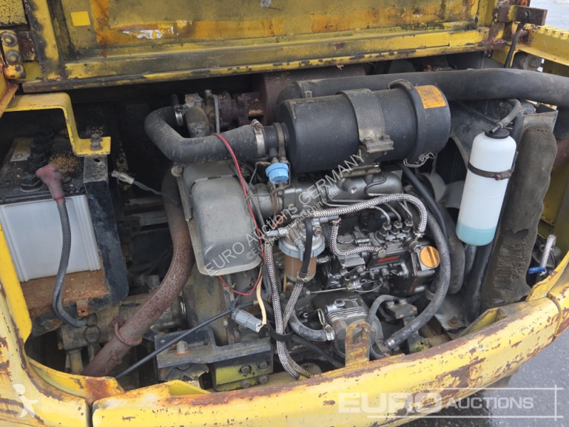 Graafmachine Takeuchi TB030