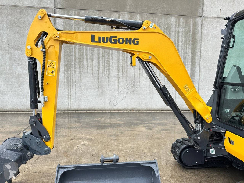Escavadora LiuGong 9027 FZTS